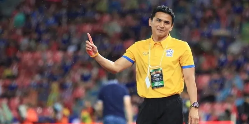 เกียรติศักดิ์ เสนาเมือง ตำนานผู้ปลุกไฟลูกหนังไทย